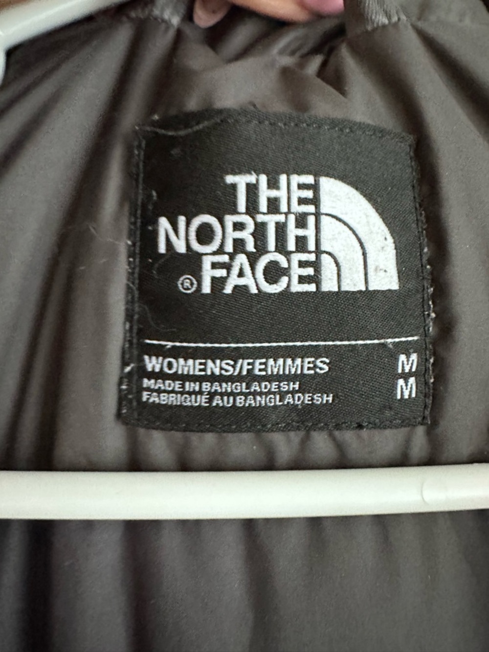 The North Face Black Women's Insulated Puffer Coat with Hood - Picture 2 of 4
